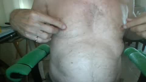 Snapshot of comeonmymouth chatting on 11, 9, 2025 comeonmymouth online show from 11, 9, 2025