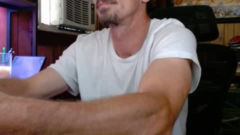 Snapshot of comic_king27 chatting on 19, 9, 2025 Nelson or ComicKing and sometime Peachy143 online show from 19, 9, 2025