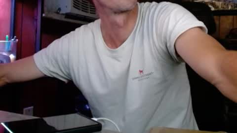 Snapshot of comic_king27 chatting on 8, 10, 2025 Nelson or ComicKing and sometime Peachy143 online show from 8, 10, 2025