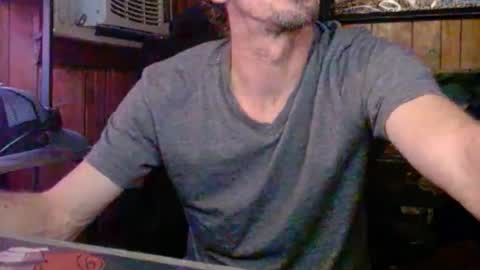 Snapshot of comic_king27 chatting on 5, 2, 2026 Nelson or ComicKing and sometime Peachy143 online show from 5, 2, 2026