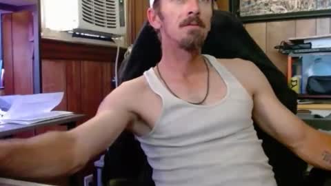 Snapshot of comic_king27 chatting on 31, 5, 2026 Nelson or ComicKing and sometime Peachy143 online show from 31, 5, 2026
