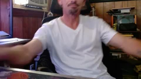 Snapshot of comic_king27 chatting on 11, 6, 2026 Nelson or ComicKing and sometime Peachy143 online show from 11, 6, 2026