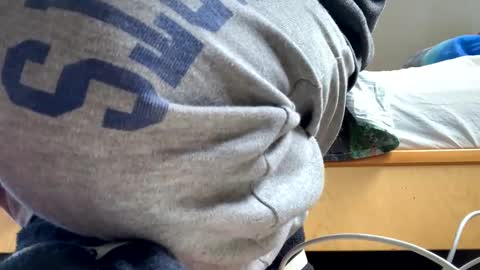 comobailamioso online show from 4, 2, 2025