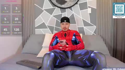 Damian and Daniel online show from 28, 10, 2025