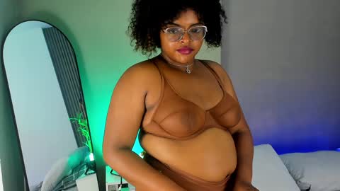 conielaurenth online show from 24, 1, 2025