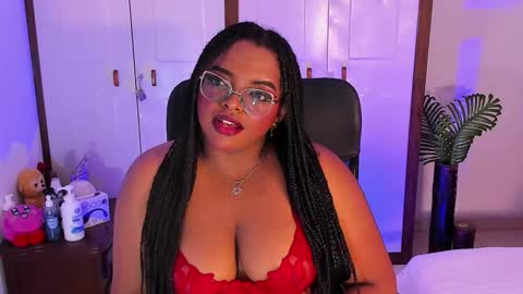 conielaurenth online show from 17, 9, 2025