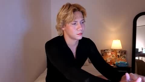 Snapshot of connie_varela chatting on 7, 4, 2026 new account online show from 7, 4, 2026