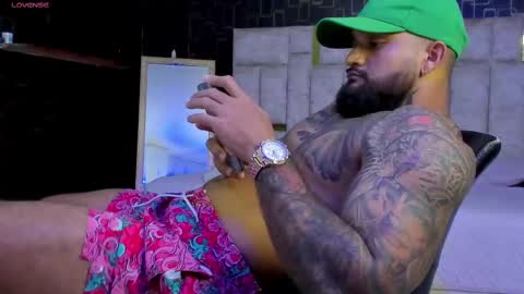 rusfegui online show from 10, 3, 2025