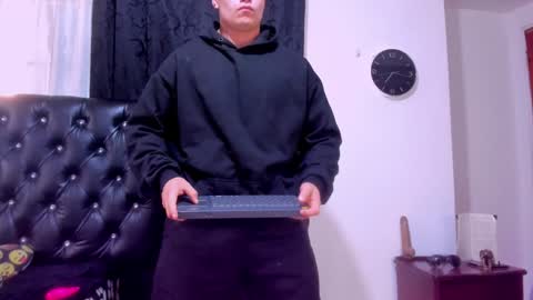 Connor Smith online show from 18, 12, 2024