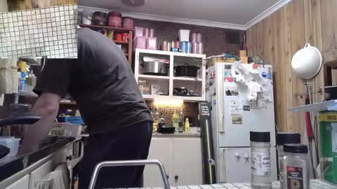 Snapshot of cookieliquor chatting on 21, 9, 2025 Cookie - I do cooking streams occasionally. Next stream online show from 21, 9, 2025