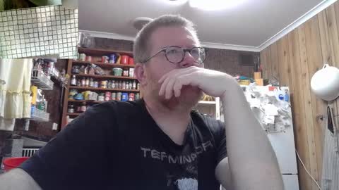 Snapshot of cookieliquor chatting on 20, 10, 2025 Cookie - I do cooking streams occasionally. Next stream online show from 20, 10, 2025