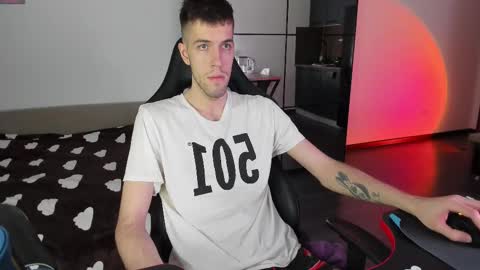 cookies_boys online show from 8, 3, 2025