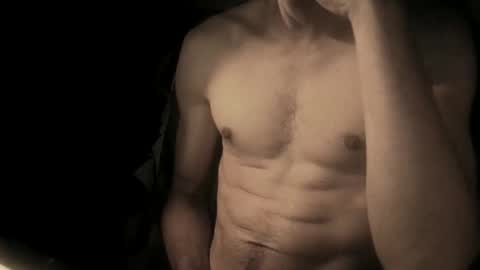 Snapshot of coolmementox chatting on 18, 9, 2025 ChoveEnArrakis online show from 18, 9, 2025