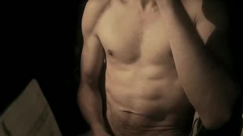 Snapshot of coolmementox chatting on 7, 7, 2026 ChoveEnArrakis online show from 7, 7, 2026