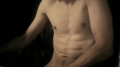 Snapshot of coolmementox chatting on 10, 7, 2026 ChoveEnArrakis online show from 10, 7, 2026
