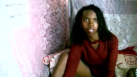 Snapshot of coquine_lara chatting on 27, 4, 2026 coquine_lara online show from 27, 4, 2026