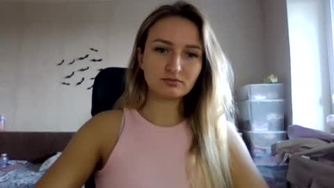 Snapshot of cora_fora chatting on 29, 9, 2025 cora_fora online show from 29, 9, 2025