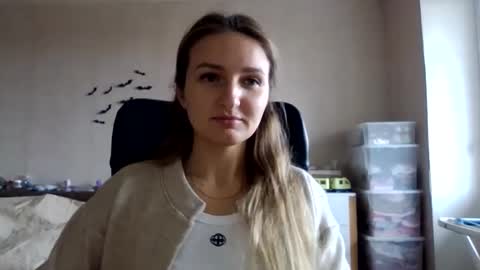 Snapshot of cora_fora chatting on 15, 10, 2025 cora_fora online show from 15, 10, 2025