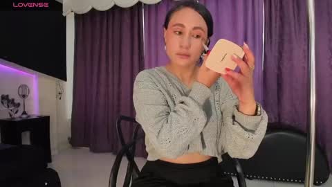 Coral  online show from 15, 4, 2026