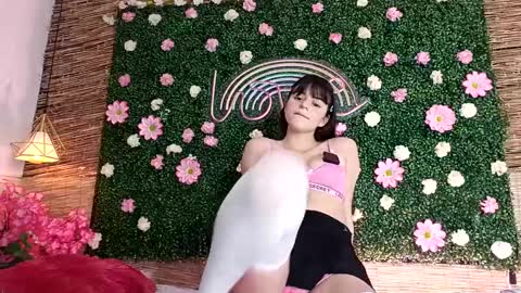 Snapshot of coralinexxx07 chatting on 13, 9, 2025 Coraline uwu Bienvenidos al dulce mundo de Coraline Hola amores soy Coraline Una chica tierna juguetona online show from 13, 9, 2025