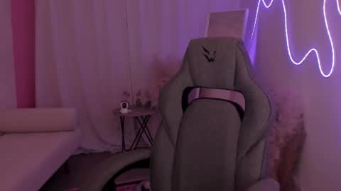 little girl who is always right or just Cora online show from 3, 2, 2026