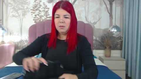 Snapshot of corineray chatting on 17, 10, 2025 corineray online show from 17, 10, 2025