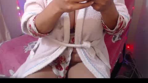 Snapshot of corinnahothotxxx chatting on 13, 1, 2025 corinnahothotxxx online show from 13, 1, 2025