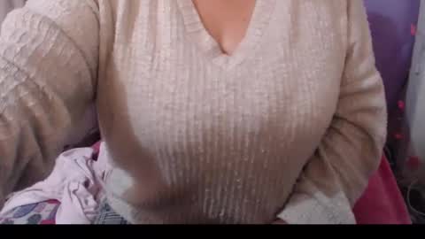 Snapshot of corinnahothotxxx chatting on 19, 1, 2025 corinnahothotxxx online show from 19, 1, 2025