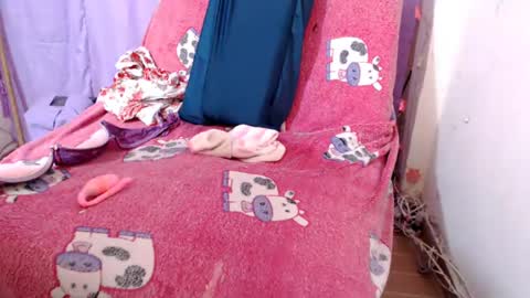 Snapshot of corinnahothotxxx chatting on 15, 9, 2025 corinnahothotxxx online show from 15, 9, 2025