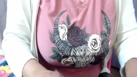 Snapshot of corinnahothotxxx chatting on 1, 11, 2025 corinnahothotxxx online show from 1, 11, 2025