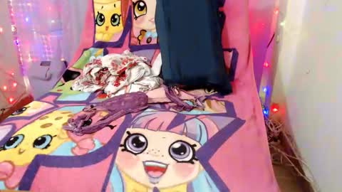 Snapshot of corinnahothotxxx chatting on 14, 11, 2025 corinnahothotxxx online show from 14, 11, 2025