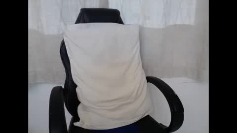 corolaxxl online show from 15, 11, 2025