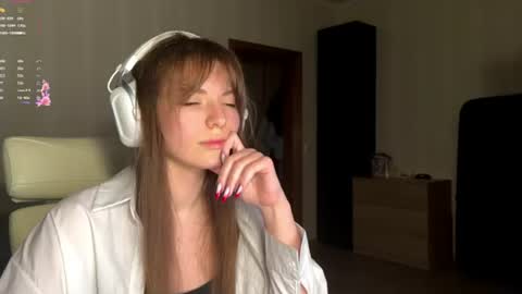 corrienavanjo online show from 26, 7, 2026