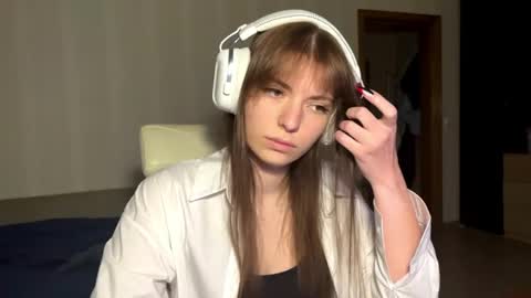 corrienavanjo online show from 29, 7, 2026