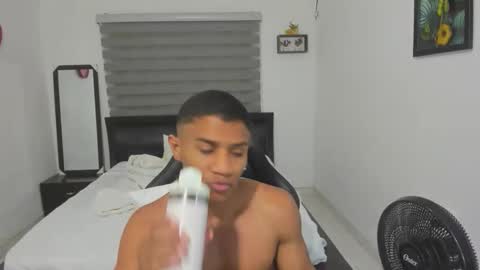 Snapshot of corzoethan chatting on 9, 11, 2025 Ethan online show from 9, 11, 2025