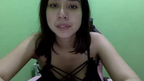 Liz Gwyneth Charlota online show from 23, 4, 2026