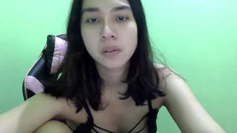 Liz Gwyneth Charlota online show from 24, 4, 2026