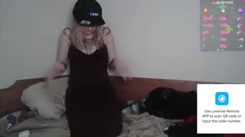 Snapshot of cottonmoufqueen chatting on 8, 3, 2026 cottonmoufqueen online show from 8, 3, 2026