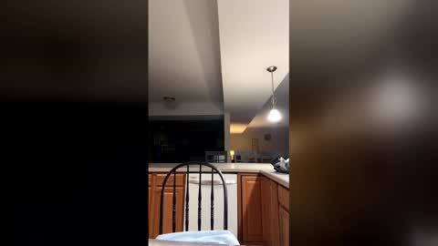 Snapshot of cougarcrusher chatting on 19, 1, 2026 OrgasmOG online show from 19, 1, 2026