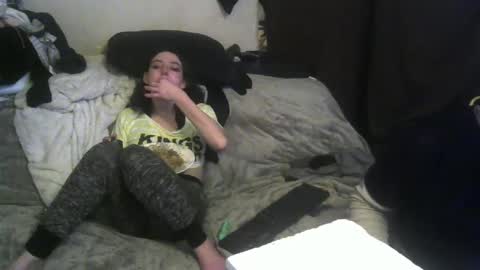 Alaskawildcouple online show from 26, 12, 2024