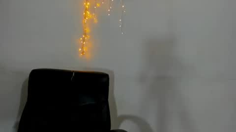 Nikol y  tomy online show from 14, 2, 2025