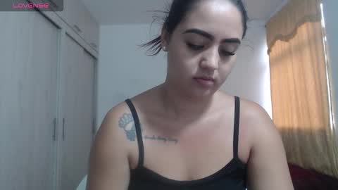  ALEJANDRO Y EMILY  online show from 8, 10, 2025