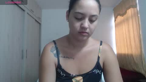  ALEJANDRO Y EMILY  online show from 26, 10, 2025