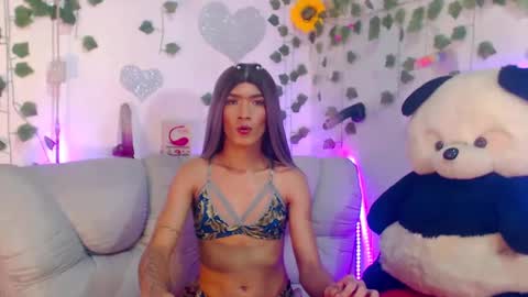 ALEXA  KIM online show from 12, 3, 2025