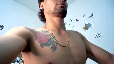 Snapshot of coupleeswetthott chatting on 15, 1, 2026 coupleeswetthott online show from 15, 1, 2026