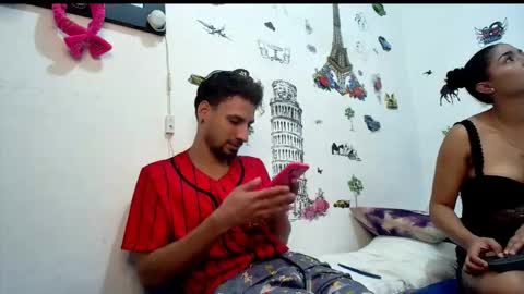 Snapshot of coupleeswetthott chatting on 26, 2, 2026 coupleeswetthott online show from 26, 2, 2026