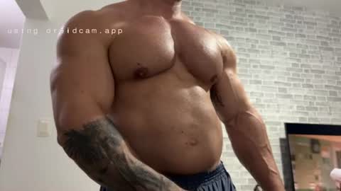 couplemuscle40 online show from 7, 7, 2026