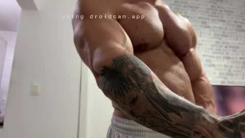 couplemuscle40 online show from 11, 7, 2026