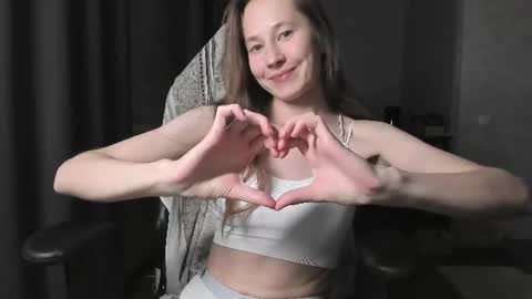 Im Courtney Nice to meet youFollow meInstagram courtneyluv778 online show from 19, 7, 2026