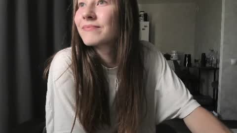 Im Courtney Nice to meet youFollow meInstagram courtneyluv778 online show from 26, 7, 2026